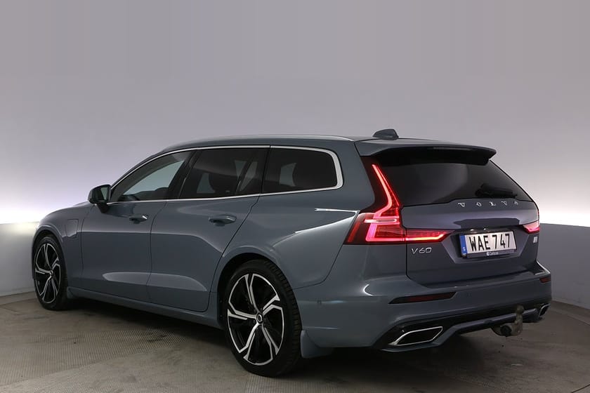 Bild 4 av Volvo V60 T6 AWD Ultimate Bright Drag H/K Pano BLIS HUD 360