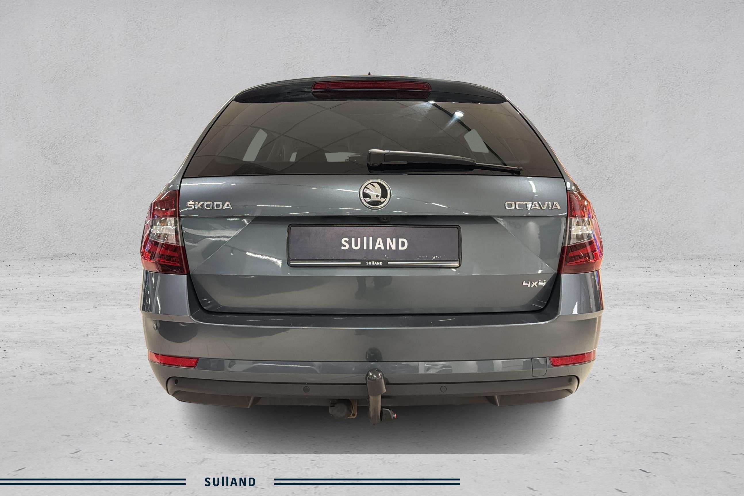 Thumnail bilde 3 av Škoda Octavia Stasjonsvogn