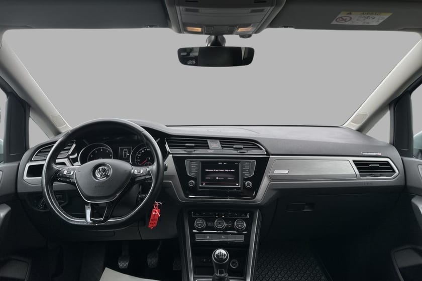 Bilde 4 av Volkswagen Touran 7-seater 7seter/H.feste/Cruise/Sommer+vinterhjul/1 års garanti