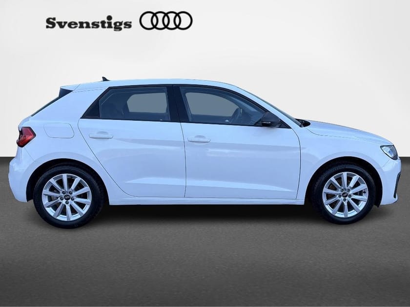 Bild 3 av Audi A1 Sportback 30 TFSI PROLINE 110 HK S TRONIC
