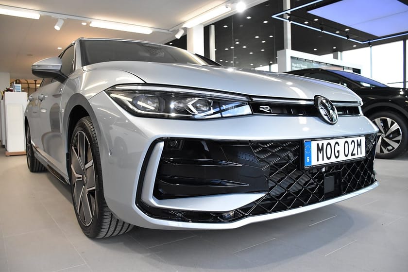 Bild 4 av Volkswagen Passat Variant eHybrid 272hk R-Line Privatleasing 4995kr tom 24/5
