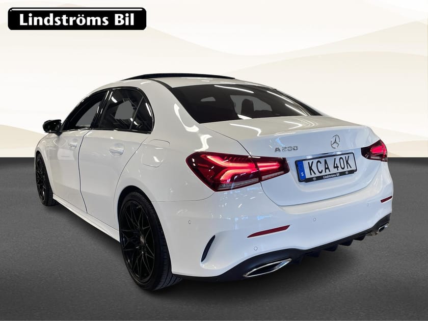 Bild 4 av Mercedes-Benz A 200 Sedan AMG Line 1.3 163hk S&V-Hjul Pano