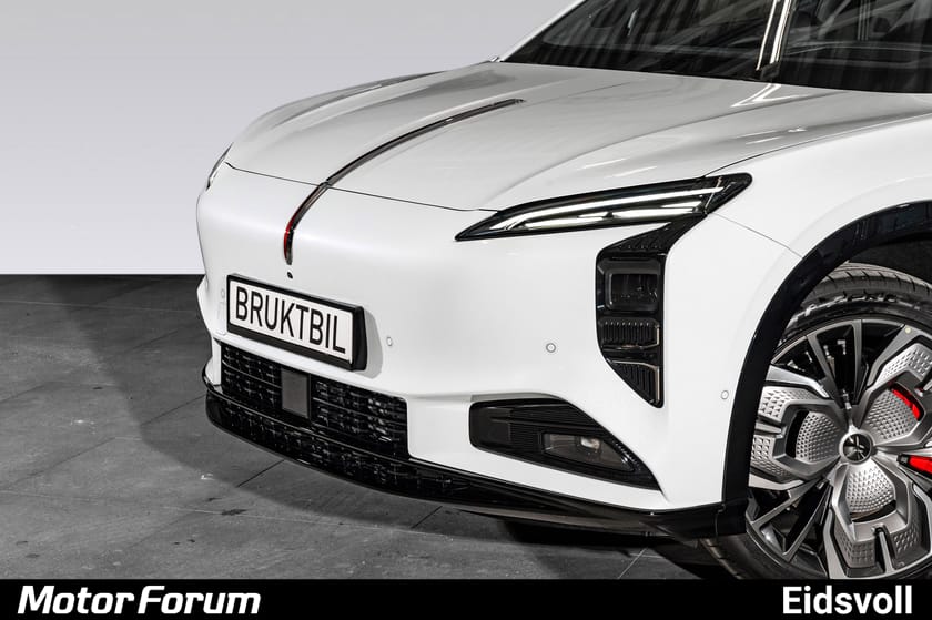 Bilde 2 av Hongqi EHS7 |Premium|AWD|619hk|250kw hurtiglading