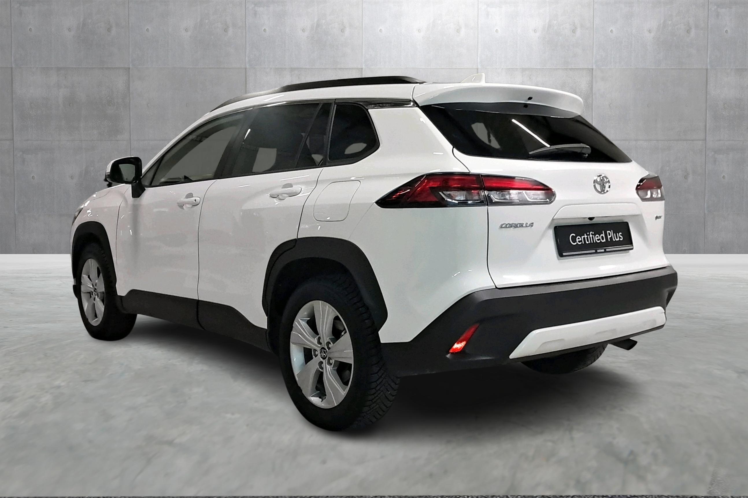 Thumnail bilde 2 av Toyota Corolla Cross Hybrid AWD-i