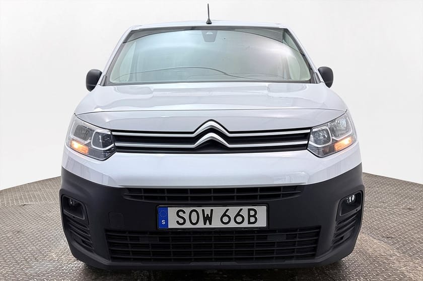 Bild 3 av Citroën Berlingo Van 1.5 Aut 3-sits Drag Inredd P-Sens 131hk