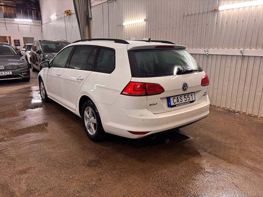 Bild 3 av Volkswagen Golf Sportscombi 1.6 TDI DPF BMT Masters Euro 5