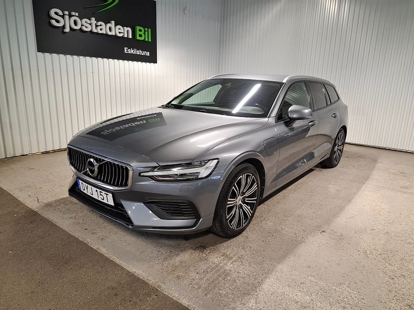 Bild 1 av Volvo V60 Recharge T6 AWD Geartronic Inscript Expres Navi Keyless