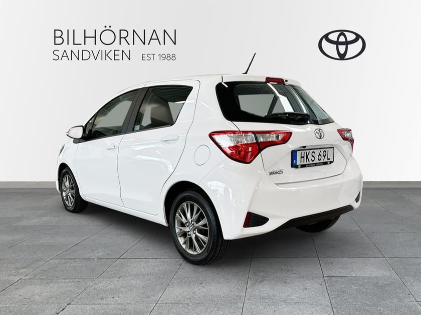 Bild 3 av Toyota Yaris 1,33 Active Vinterhjul Motorvärmare