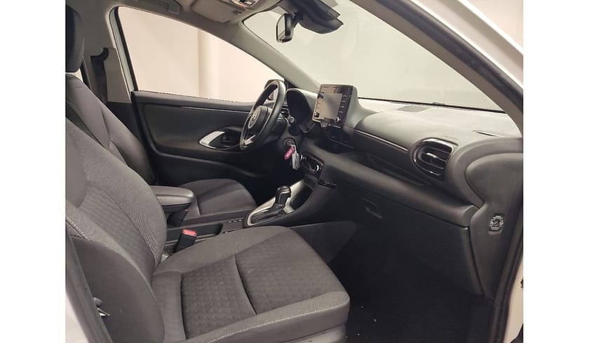 Bild 4 av Toyota Yaris Hybrid Active Kamera Pekskärm AdaptivFH MOMS