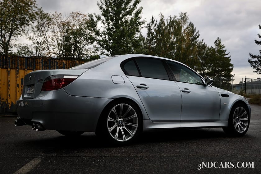 Bild 4 av BMW M5 Sedan V10 507 HK E60 / Taklucka / Väldokumenterad!