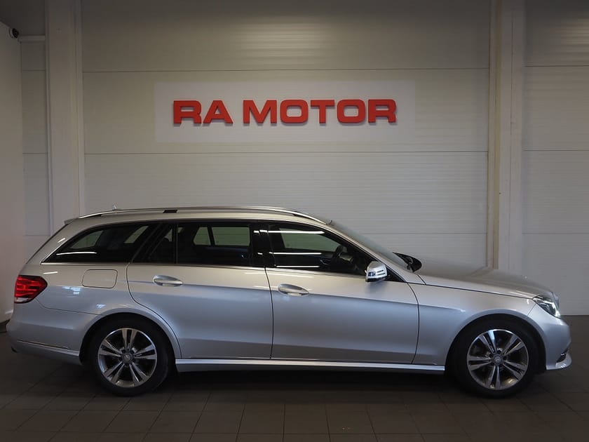 Bild 4 av Mercedes-Benz E 220 T BlueTEC BE 7G-Tronic 170hk  Avantgarde Låga mil!