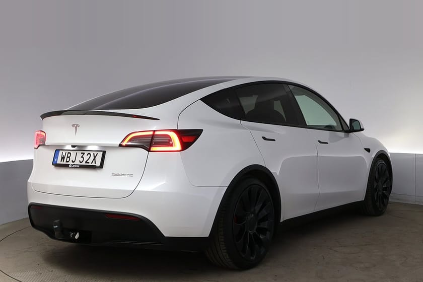 Bild 5 av Tesla Model Y Performance Autopilot Panorama Drag