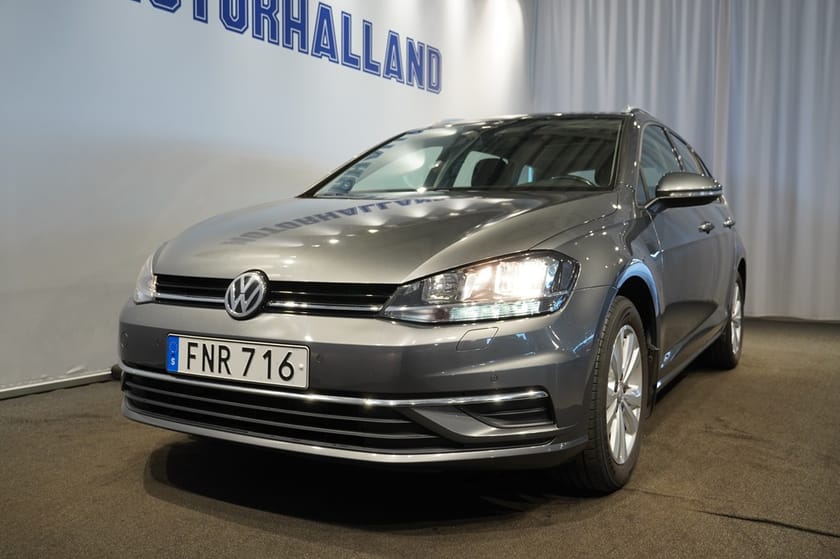 Bild 2 av Volkswagen Golf Sportscombi 1.0 TSI AUT / DRAG / KAMERA / PANO MM!