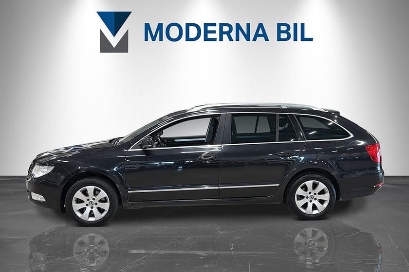 Bild 2 av Škoda Superb Kombi Skoda 2.0 TDI 4x4 170hk Dragkrok Kamrem bytt Motorvärmare