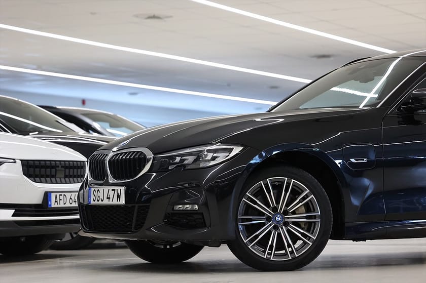 Bild 5 av BMW 330e xDrive Touring 292hk M Sport H/K Drag Alcantara MOMS