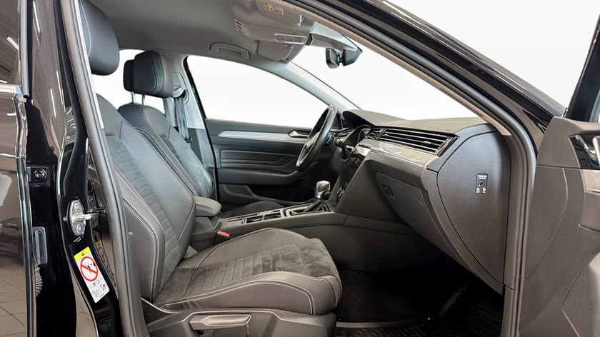Bild 3 av Volkswagen Passat GTE 1.4 TSI (218hk) DRAG / VÄRMARE / CARPLAY