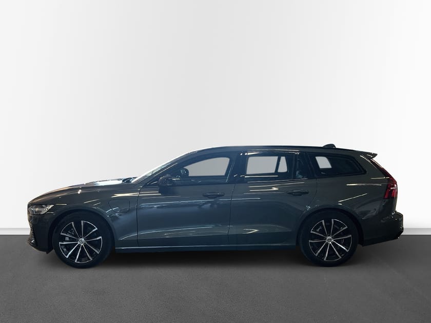 Bild 3 av Volvo V60 T6 Plus Dark Nordic Edition Drag H/K 360 Kamera