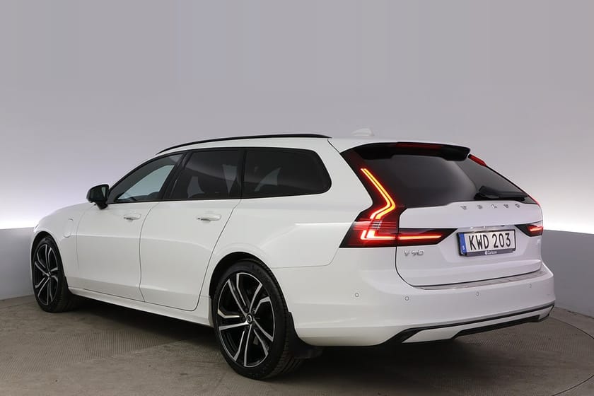 Bild 4 av Volvo V90 T8 R-Design Pano Läder B&W Elstol HUD 360