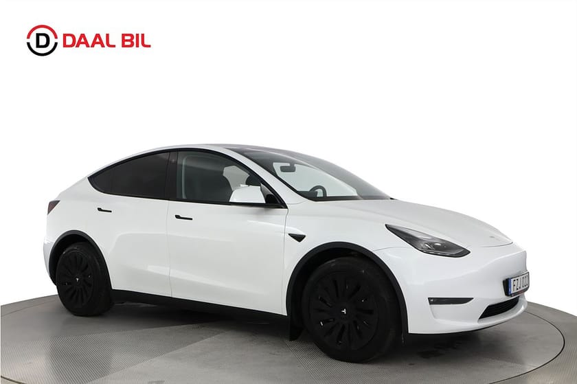 Bild 4 av Tesla Model Y Long Range AWD 514HK DRAG PANO VÄRME B-KAM AUTOPILOT