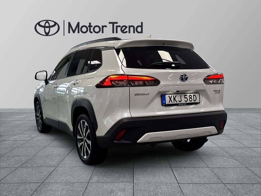 Bild 3 av Toyota Corolla Cross Hybrid AWD-i 2,0 EXECUTIVE | BSM | SKINN | P-SENSORER | SPI |