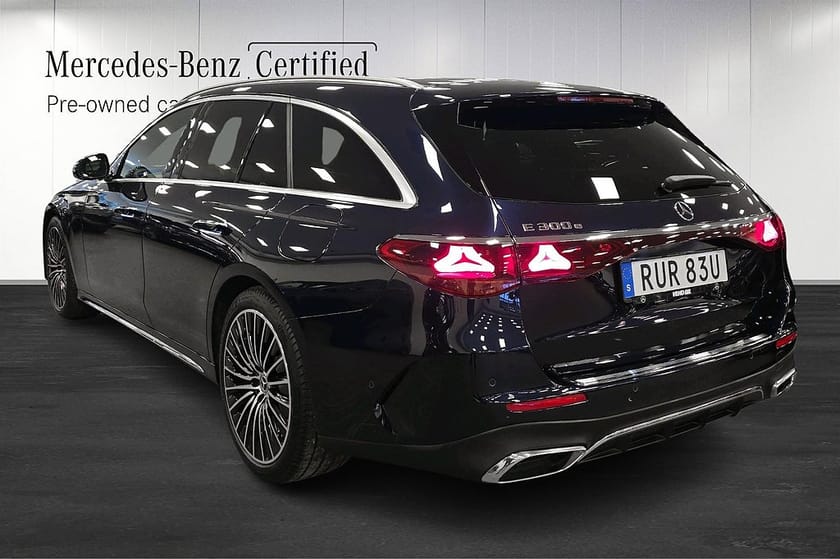 Bild 4 av Mercedes-Benz E 300 T e AMG Drag Panorama 360