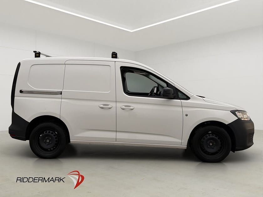Bild 2 av Volkswagen Caddy Cargo 2.0TDI Värmare PDC Drag CARPLAY Moms