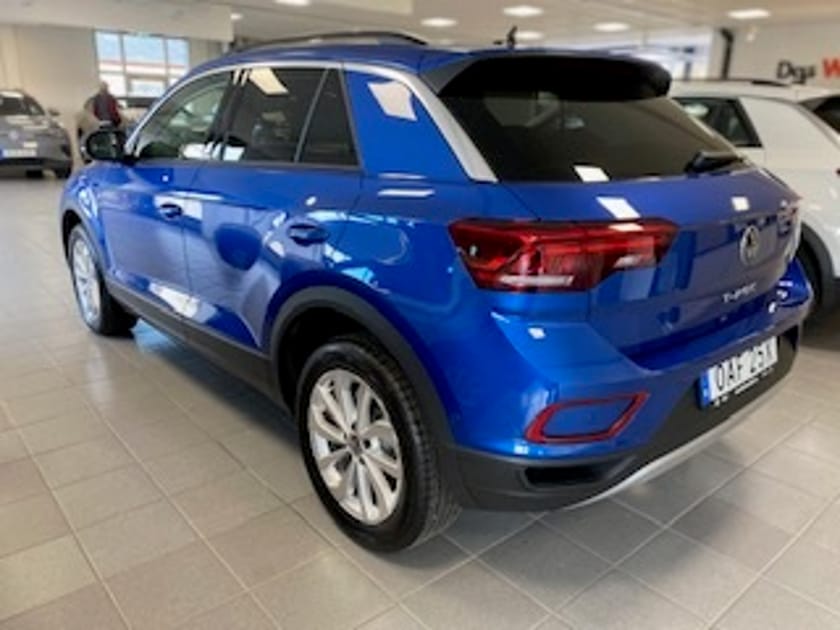 Bild 3 av Volkswagen T-Roc 1.5 TSI (150 HK) 7 VXL DSG
