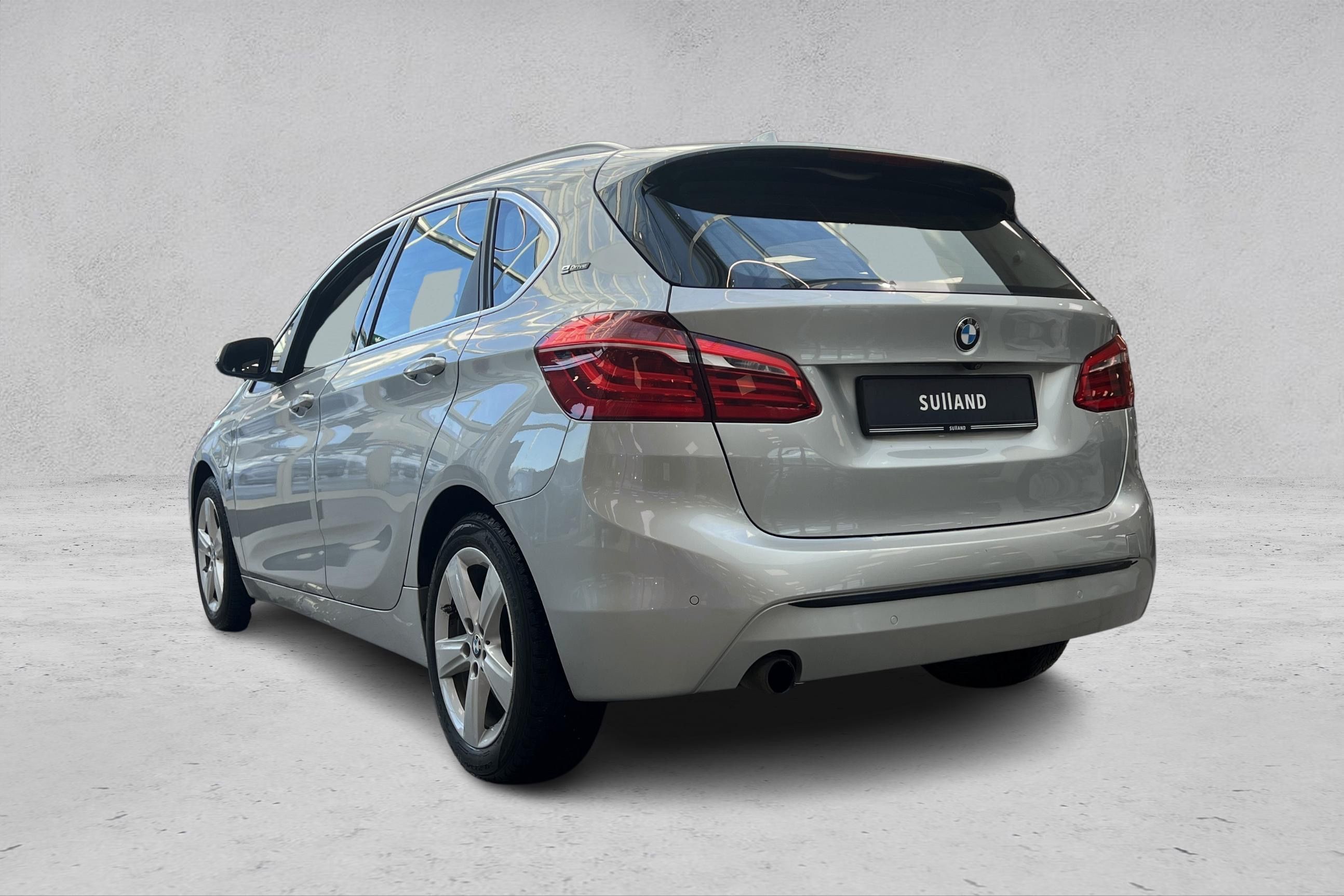 Thumnail bilde 2 av BMW 225xe Active Tourer