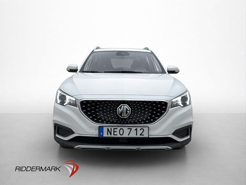 Bild 2 av MG ZS EV 143hk Luxary Panorama Kamera Navi CarPlay Skinn