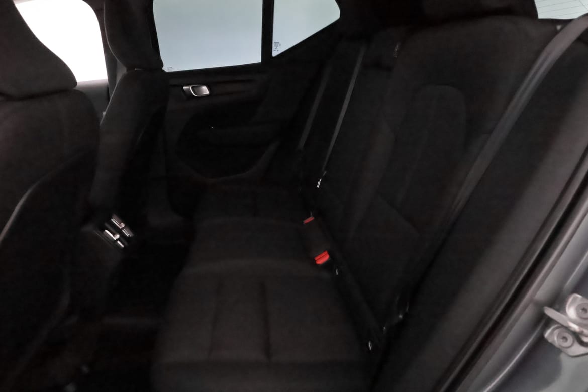 Volvo XC40 2019 - miniatyr 26