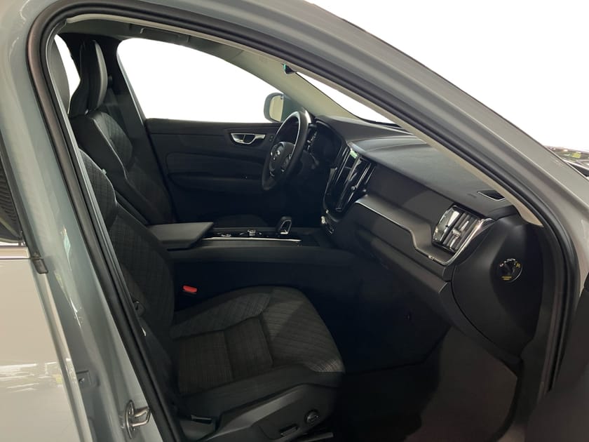 Bild 4 av Volvo XC60 Recharge T6 II Core Edition