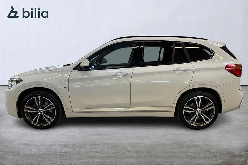 Bild 3 av BMW X1 xDrive20d M Sport 19tum Navigation Head-Up Drag