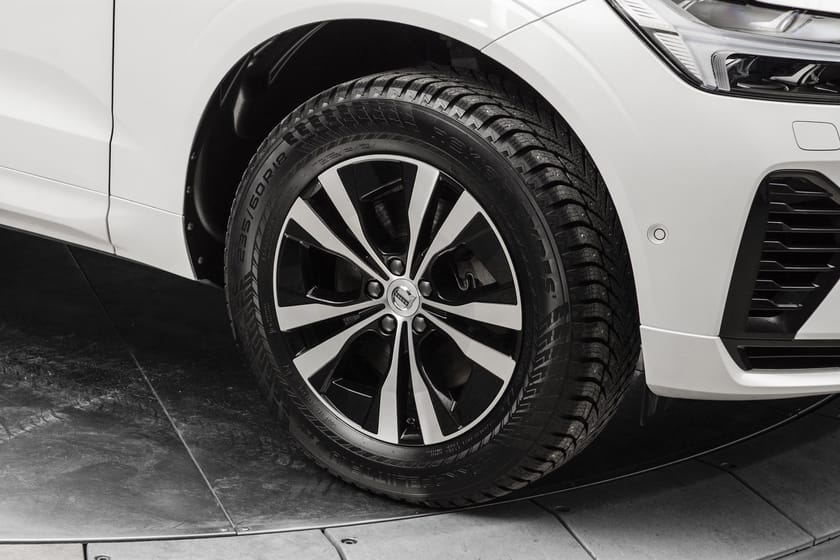Bilde 2 av Volvo XC60 T8 R-Design KROK/HUD/KAMERA360°/LUFTFJÆRING ++