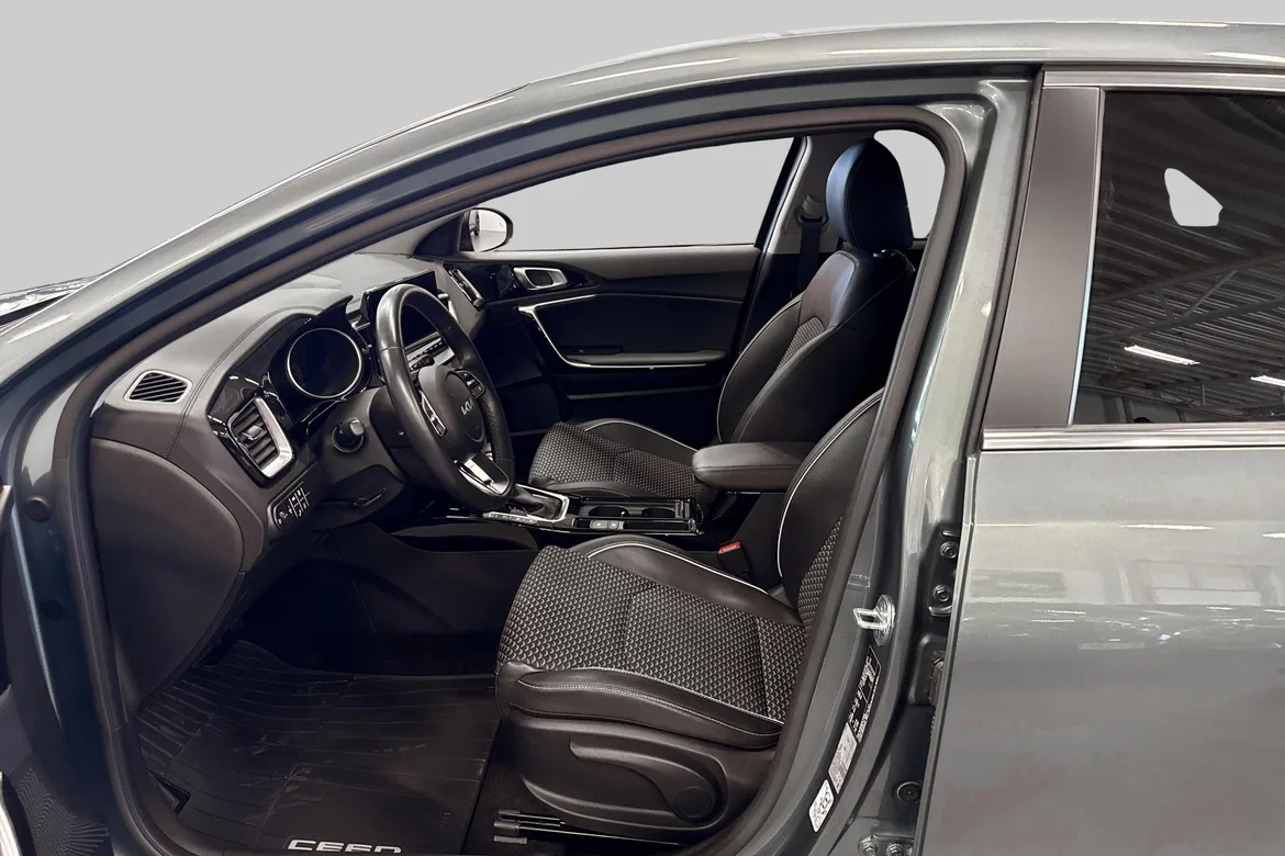 picture of a car