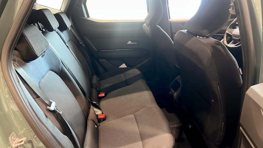 Bild 5 av Dacia Duster Hybrid 155 EXPRESSION 2990kr/mån privatleasingkampanj