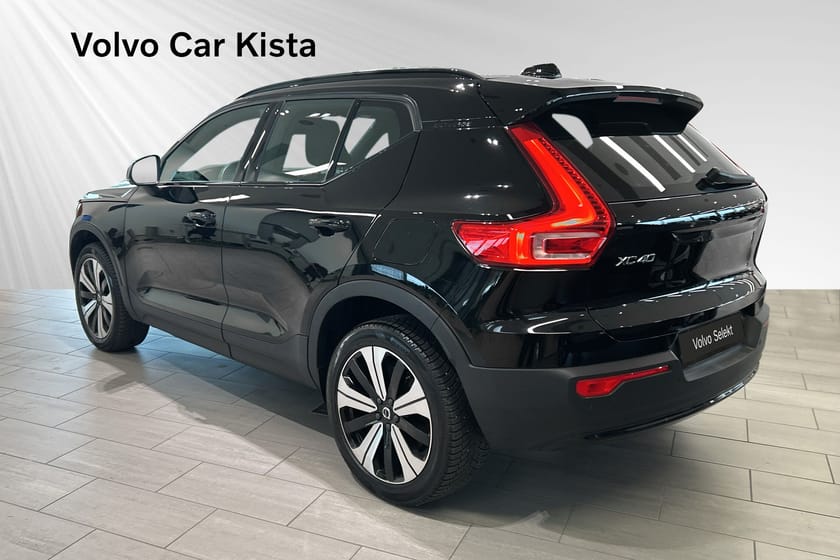 Bild 4 av Volvo XC40 Recharge Single Motor Core B-Kamera