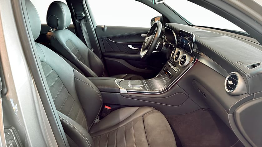 Bild 3 av Mercedes-Benz GLC 300 de Coupé 4MATIC Drag/ 360/ Night