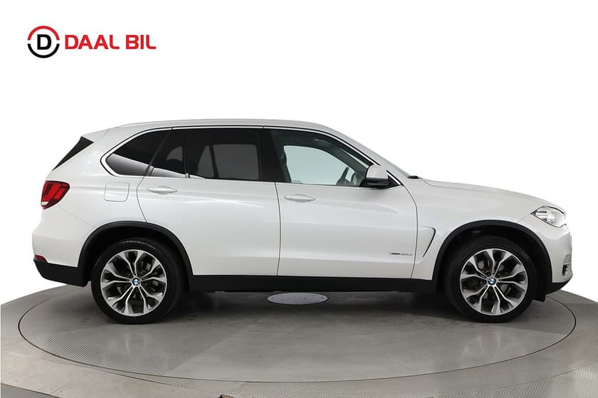 Bild 5 av BMW X5 xDrive30d xDRIVE 30D 258HK H/K® P-VÄRM DRAG PANO B-KAMERA HUD