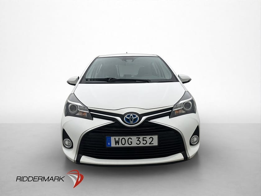 Bild 2 av Toyota Yaris Hybrid e-CVT 101hk Active Kamera Farthållare