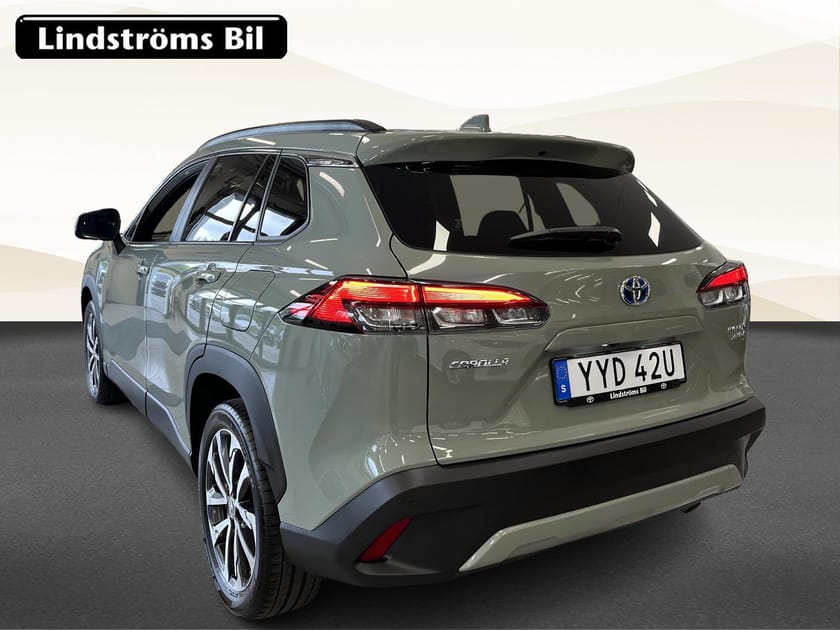 Bild 4 av Toyota Corolla Cross Hybrid AWD-i Style Pluspaket 2.0 197hk Sommarhjul