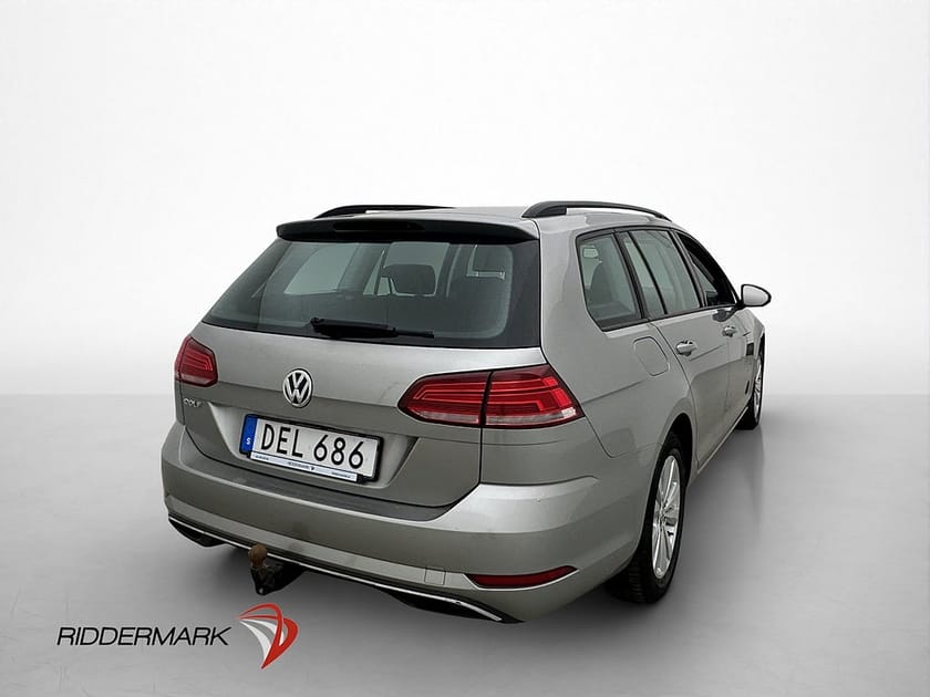 Bild 4 av Volkswagen Golf Sportscombi 1.0 TSI Drag Kamera CarPlay