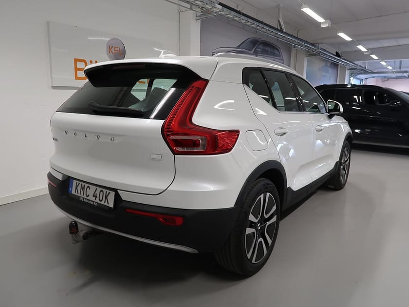 Bild 5 av Volvo XC40 Recharge T4 DCT Inscription V-Däck ingår Skinn-360°-H/K