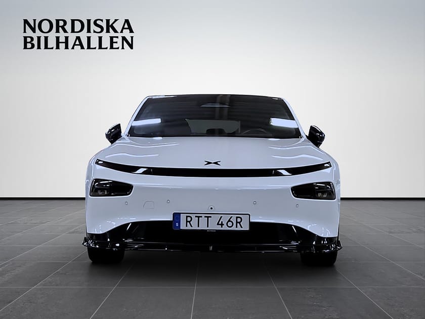 Bild 2 av XPENG P7 Performance Pano 360-kamera Dynaudio GPS