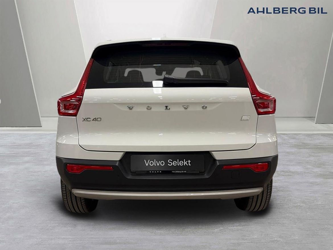 Volvo XC40 2022 - miniatyr 4