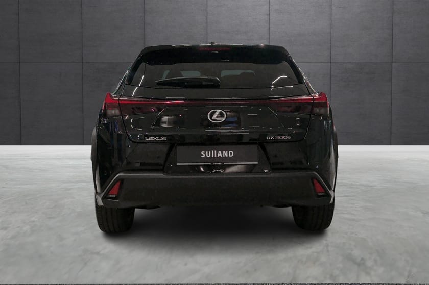 Bilde 4 av Lexus UX 300e Edition35 - Skinn - Ventilerte seter - Kamera - Cruise