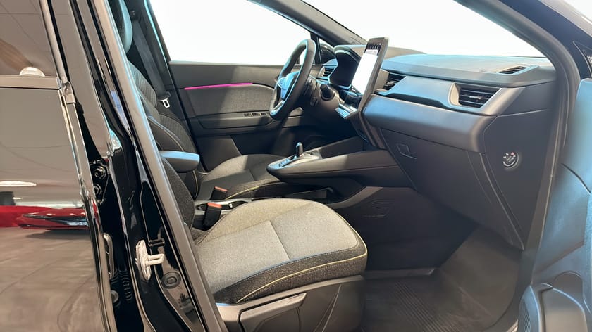 Bild 3 av Renault Captur TECHNO MILDHYBRID 140 EDC // demobil