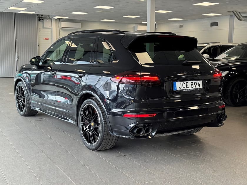 Bild 3 av Porsche Cayenne GTS 3.6 Sport Chrono Panorama Bose