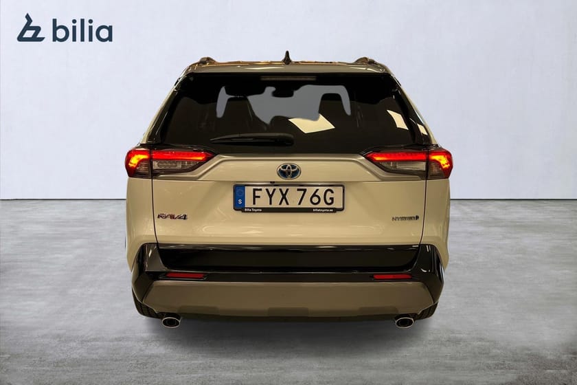Bild 5 av Toyota RAV4 Hybrid AWD-i Style JBL LED Ramp Drag