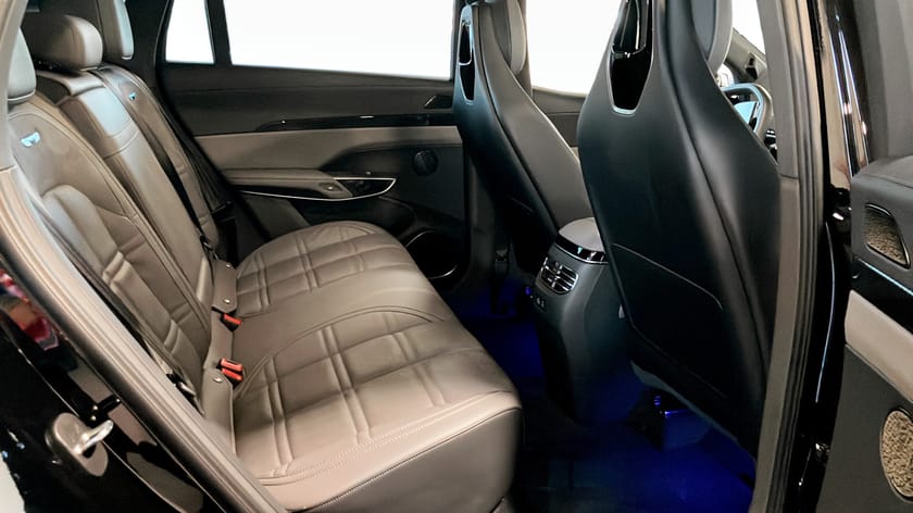 Bild 5 av Hongqi EHS7 4WD