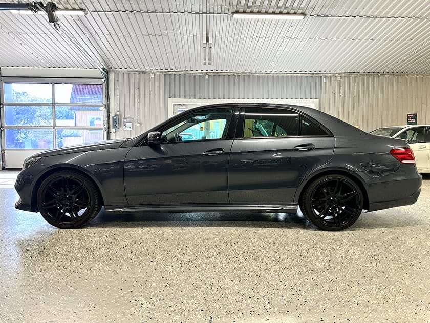 Bild 5 av Mercedes-Benz E 220 CDI BlueTEC 9G-Tronic Avantgarde AMG Night Package